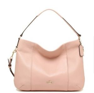 🔥🔥COACH (authentic)Pink Isabelle Shoulder bag🔥